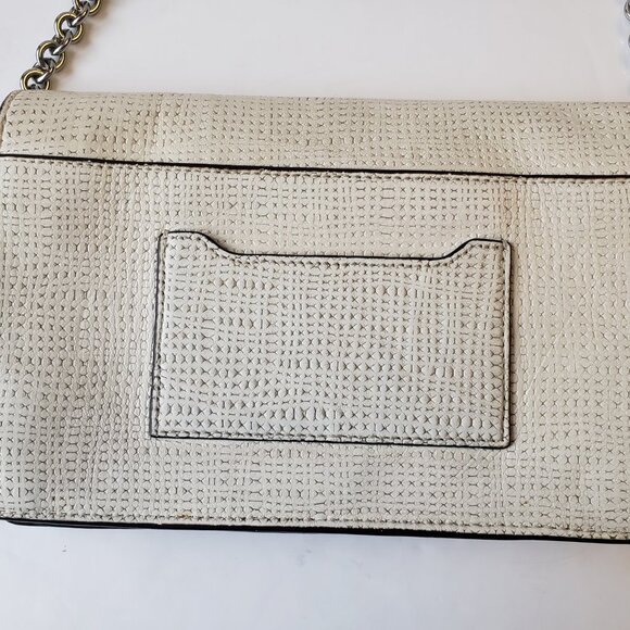 Coach crossbody bag.Small, rectangular bag with a flap closure - Picture 5 of 16